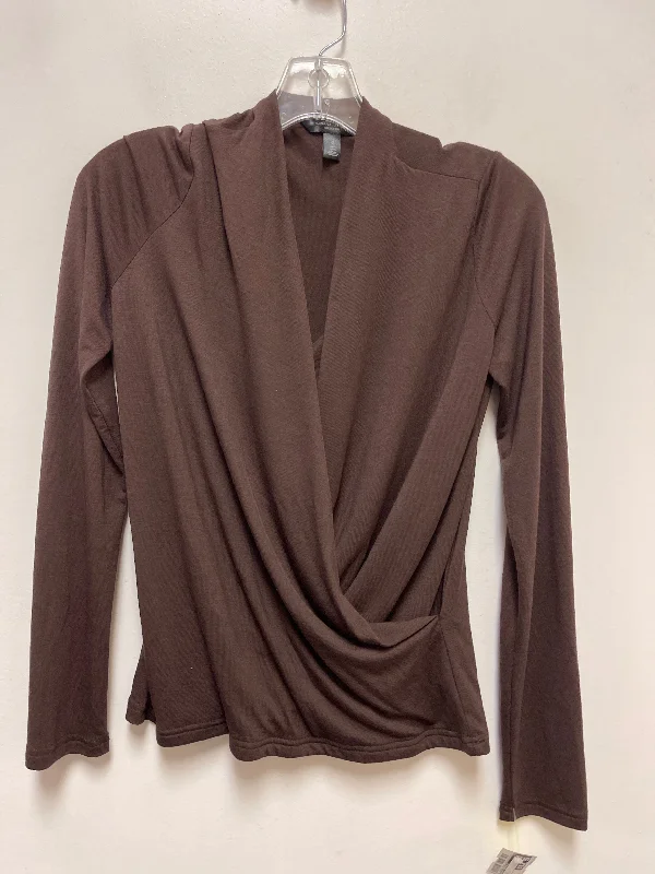 Top Long Sleeve By Banana Republic In Brown, Size: S