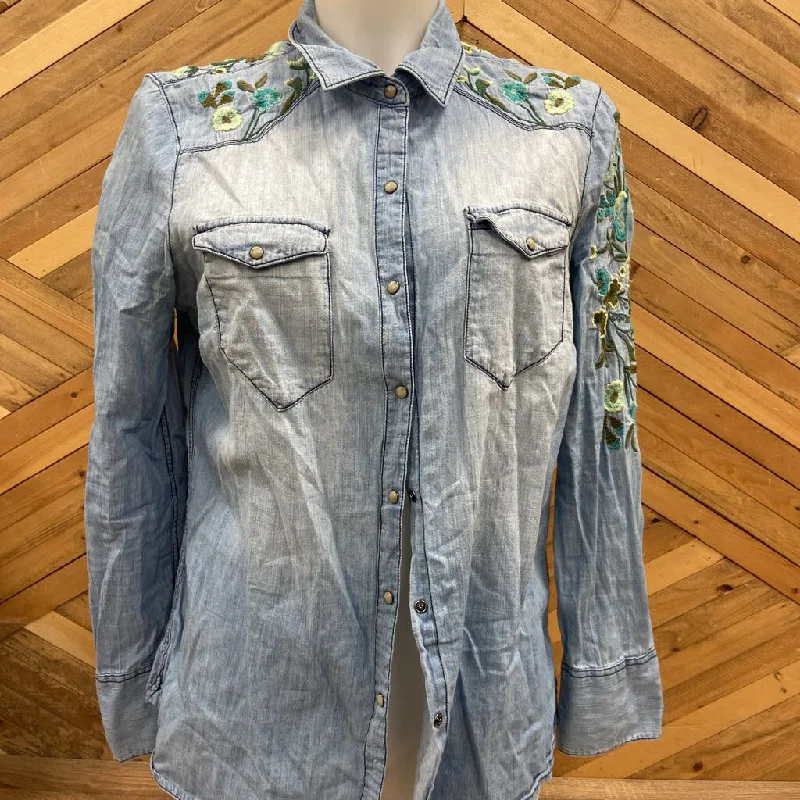 Tribal Jeans - Women's Button-Up Embroidered Denim Shirt: Blue/Green-women-MD